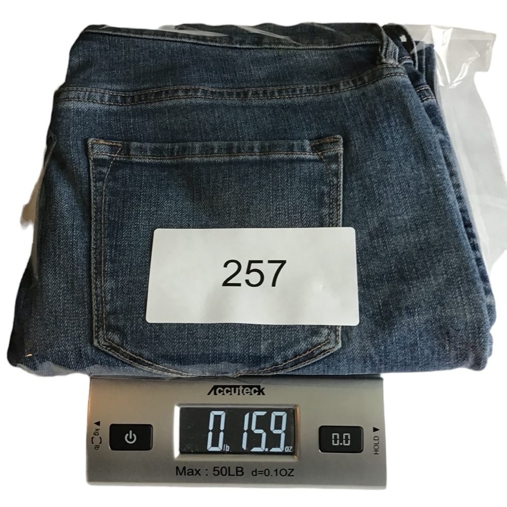 Old‎ Navy Womens Original Mid Rise Jeans Straight Leg Size 8 Short - Picture 8 of 8